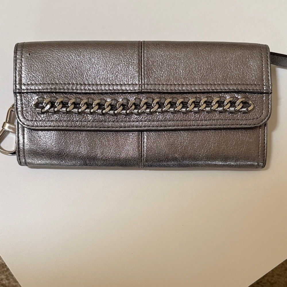 B. Makowsky Metallic Chain Wallet